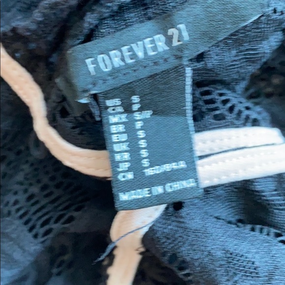 Black Lace Dress from Forever 21 - Picture 9 of 9